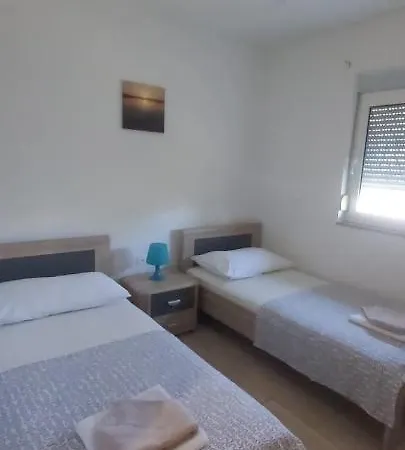 Apartment At The Vrsi