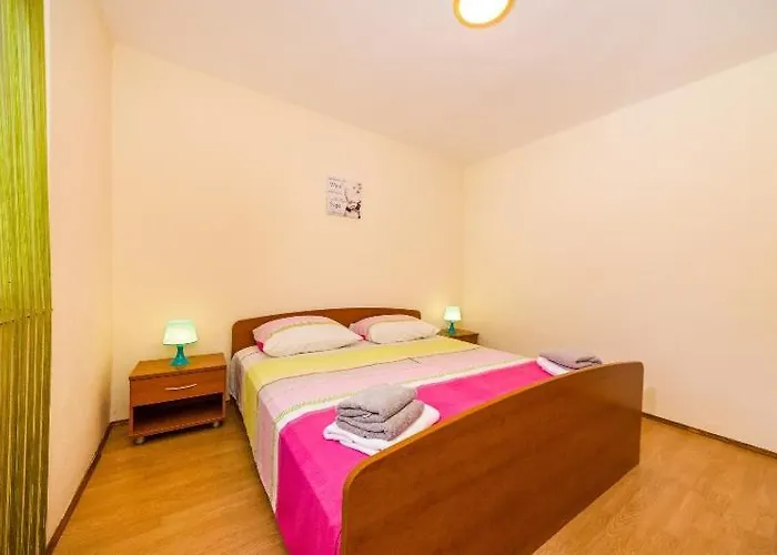 Apartman At The Vrsi