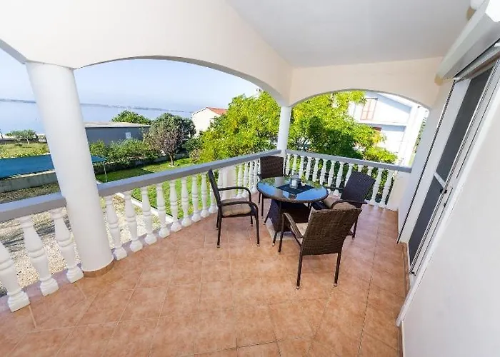 Apartman At The Vrsi